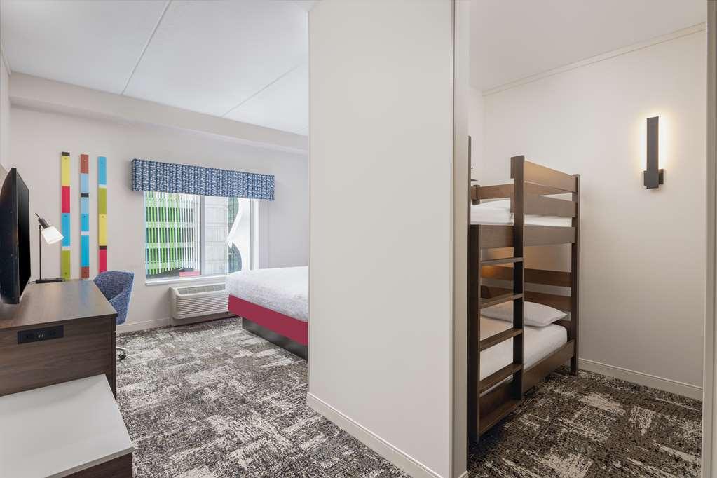 Hampton Inn & Suites Rochester Downtown Room photo