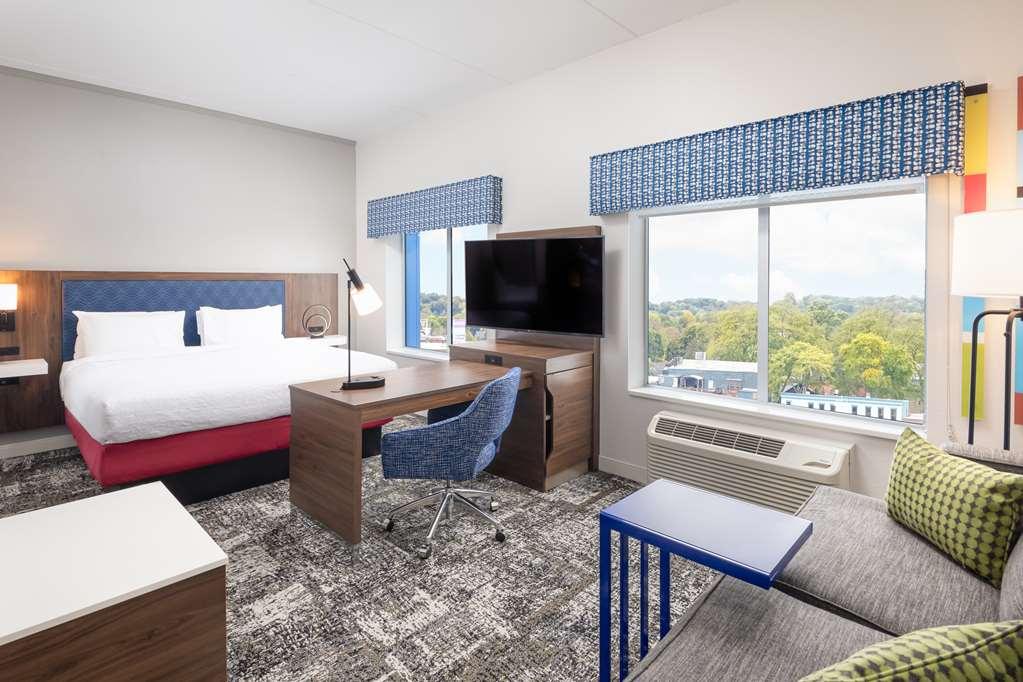 Hampton Inn & Suites Rochester Downtown Room photo